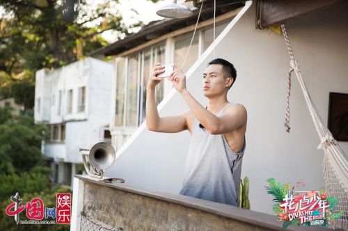 杨祐宁《花少3》热力冲浪烹饪大餐俘获芳心