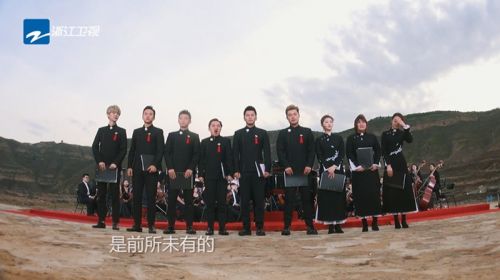 《奔跑吧》李云迪伴奏 兄弟团黄河岸边震撼演绎《黄河大合唱》