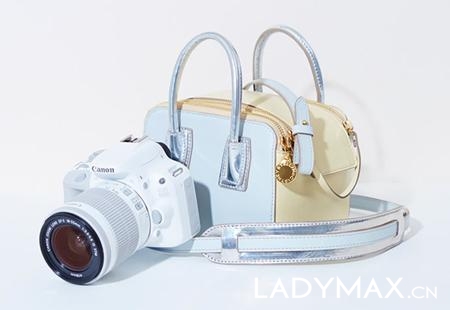 Stella McCartney 为佳能 EOS 100D 打造专属相机包